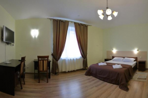 Гостиница Hotel Karpaty  Ивано-Франковск